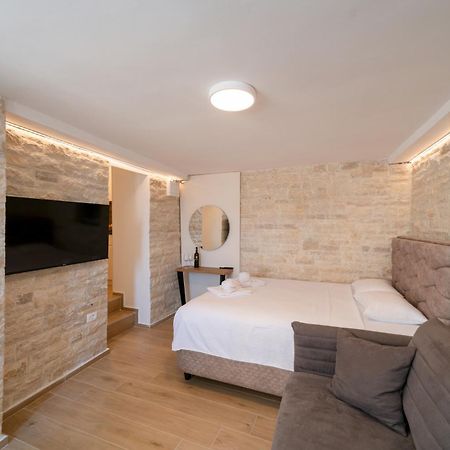 Christian Studio Apartments Umag Kültér fotó
