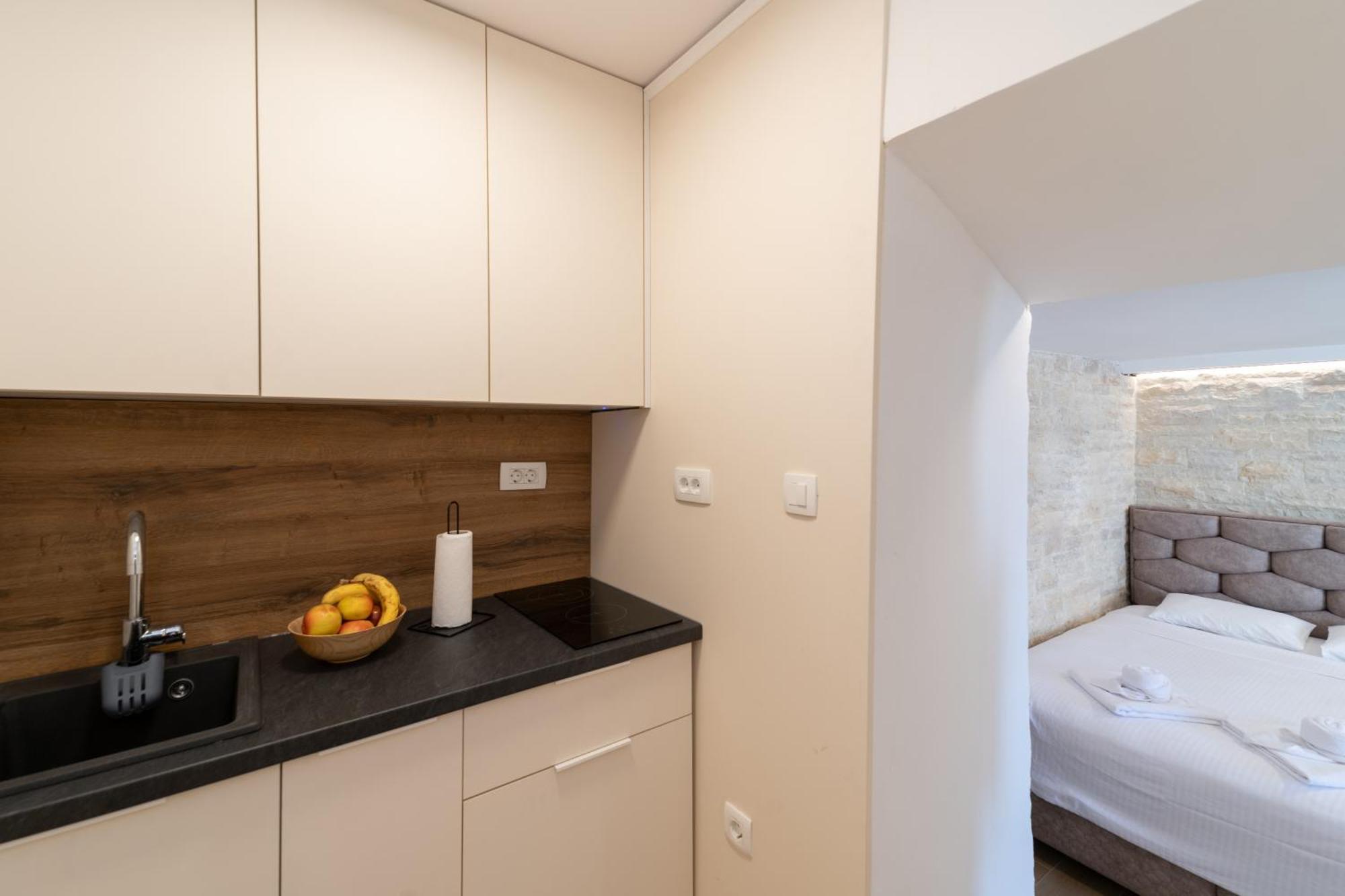 Christian Studio Apartments Umag Kültér fotó