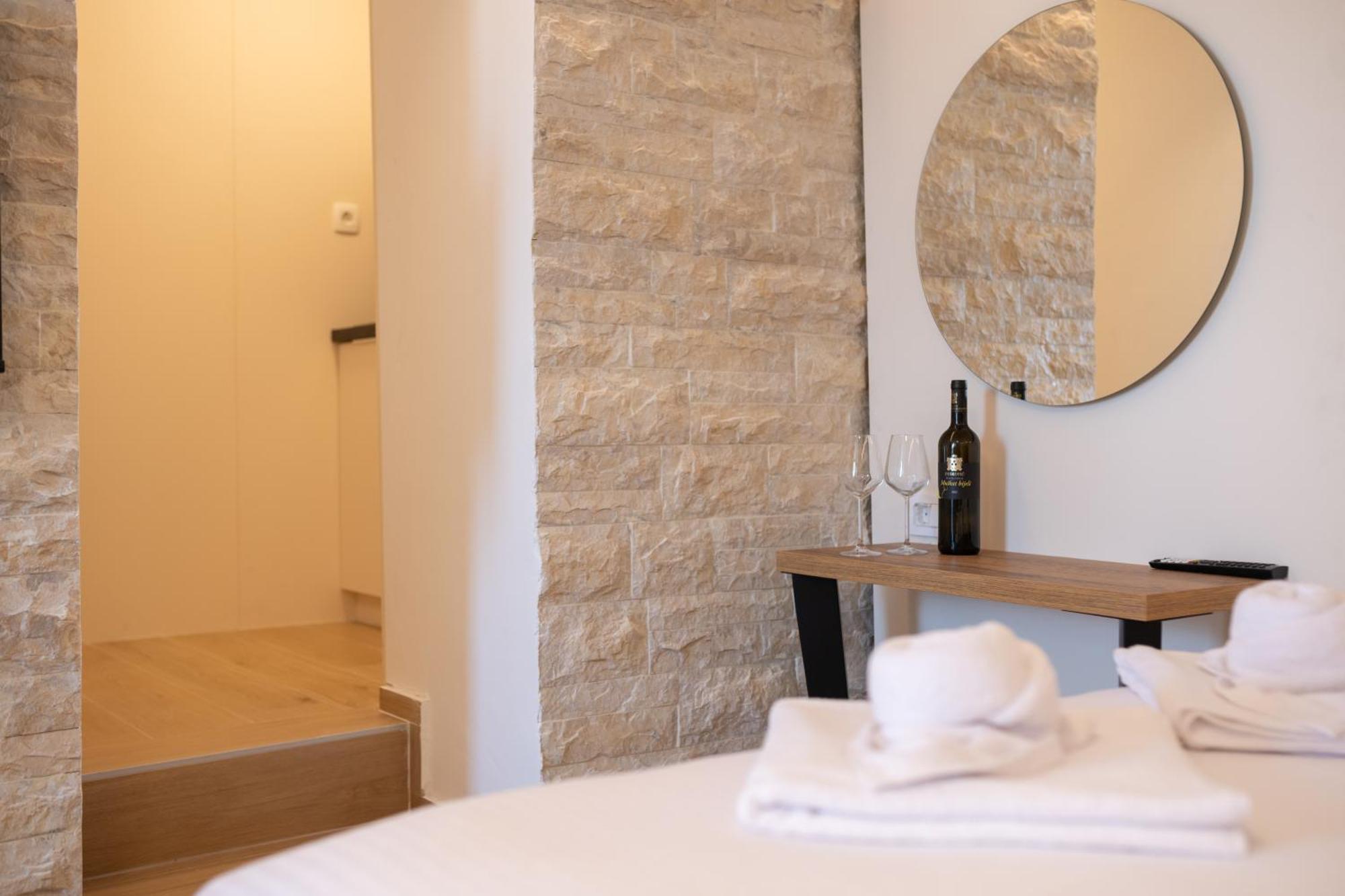 Christian Studio Apartments Umag Kültér fotó