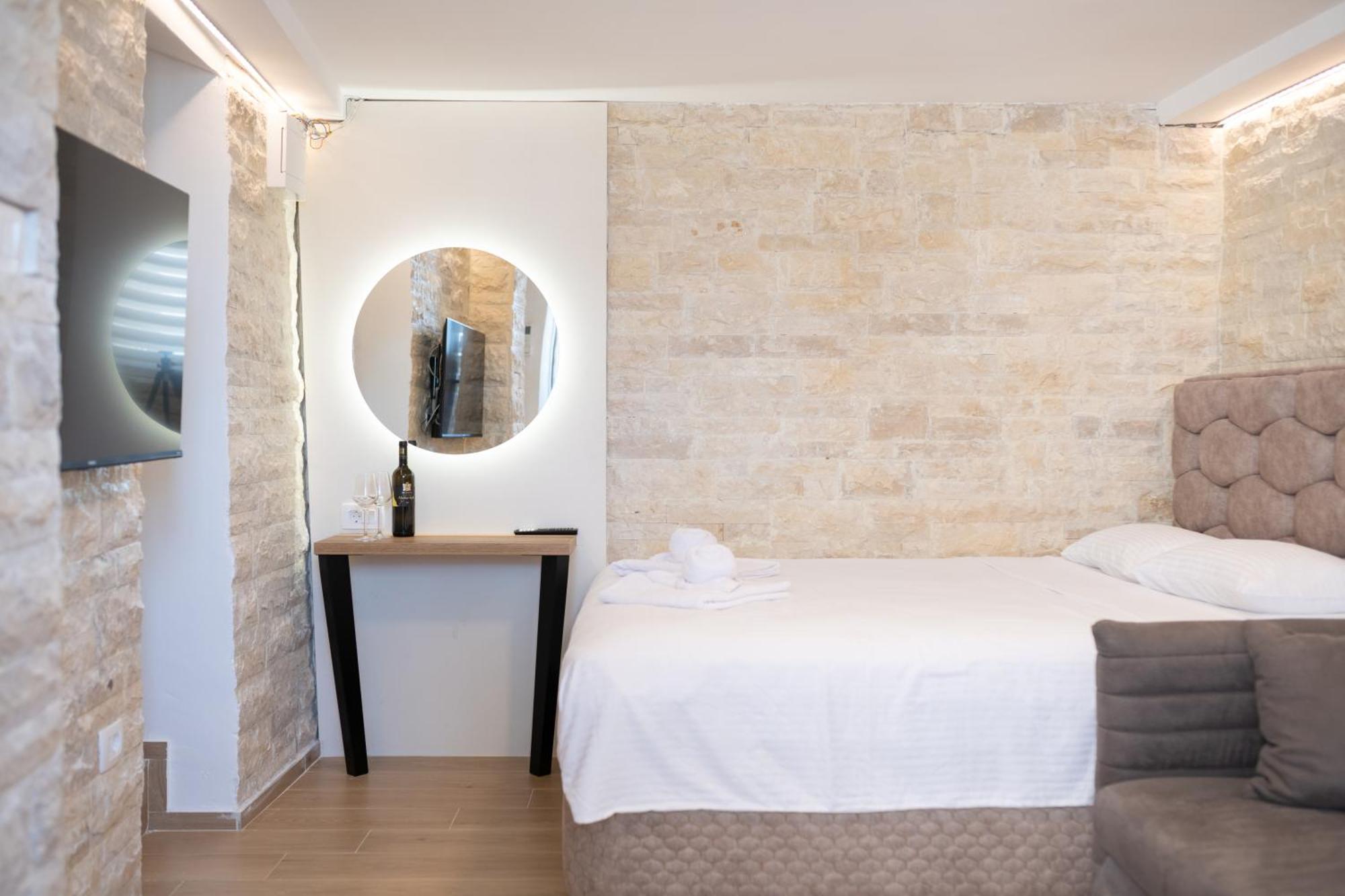 Christian Studio Apartments Umag Kültér fotó